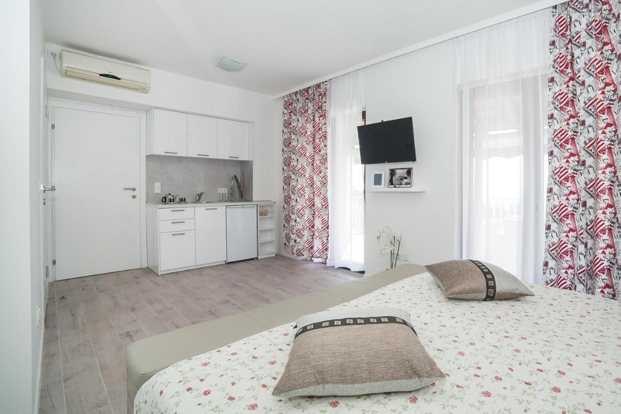 Villa Mona 2 Budva Bagian luar foto