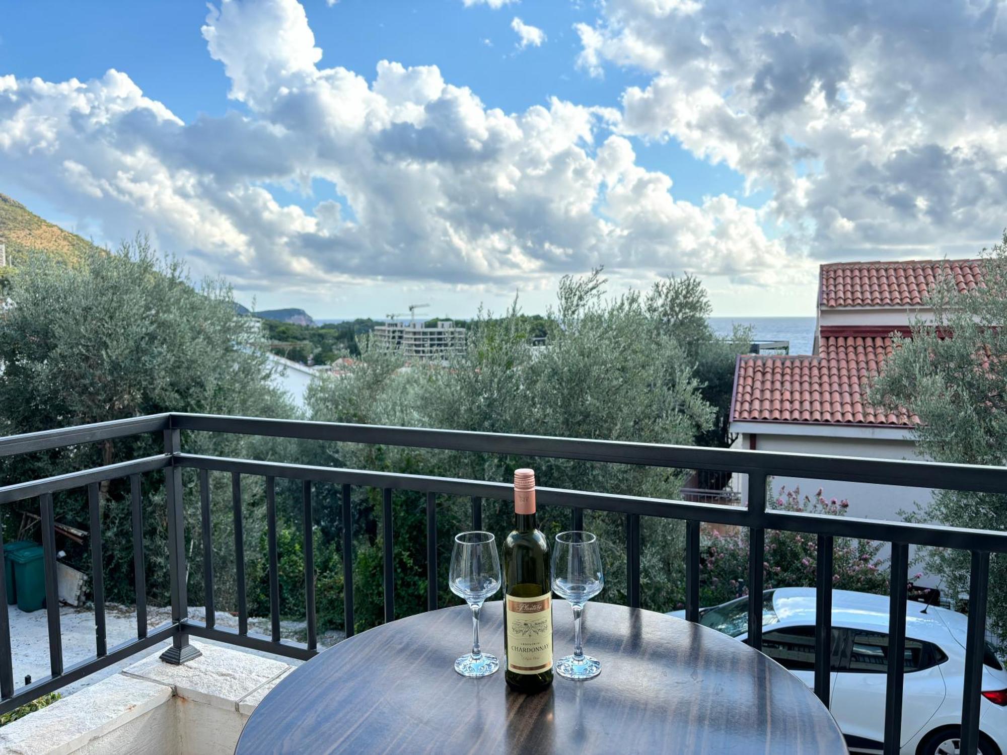 Villa Mona 2 Budva Bagian luar foto