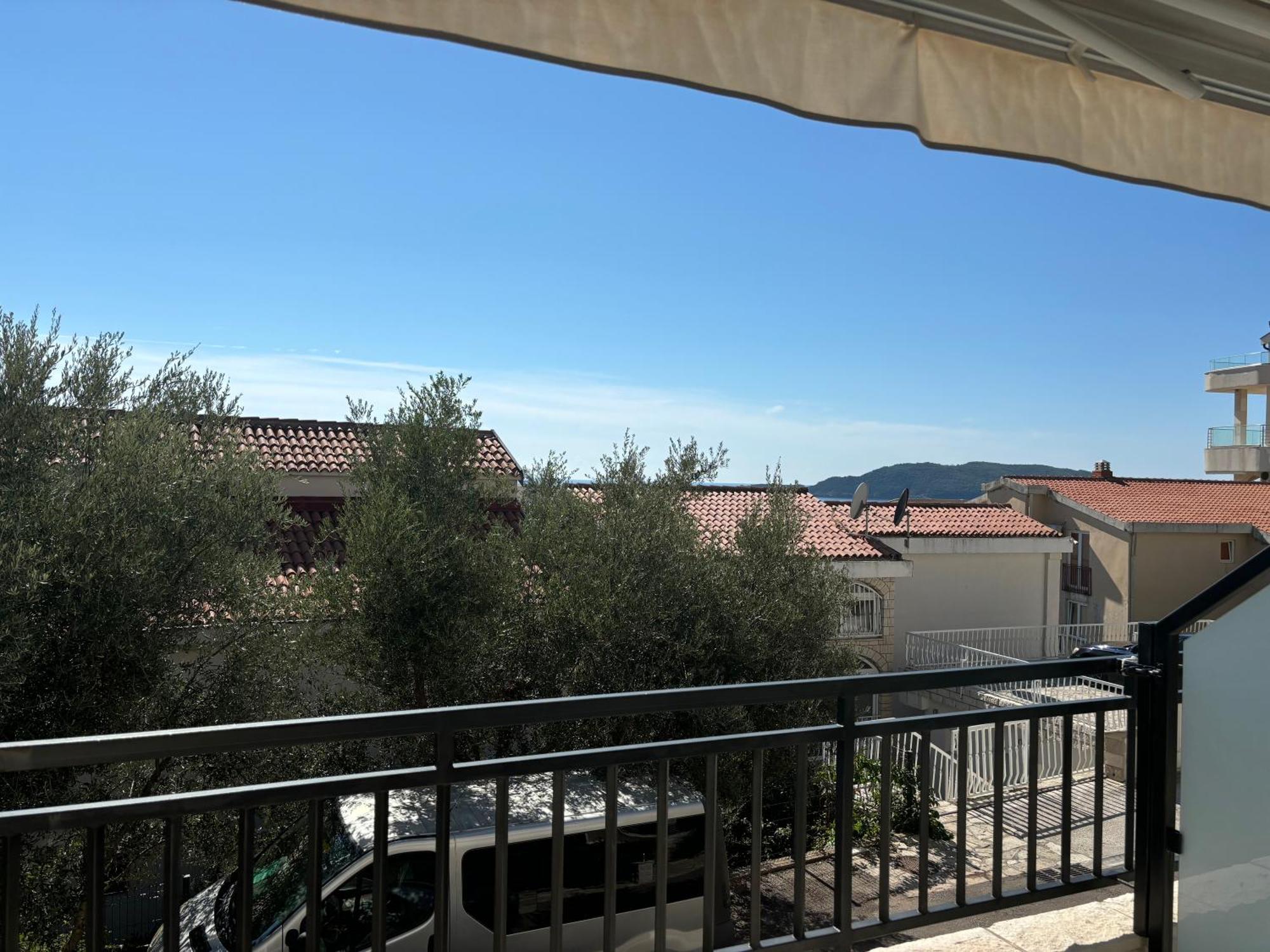 Villa Mona 2 Budva Bagian luar foto